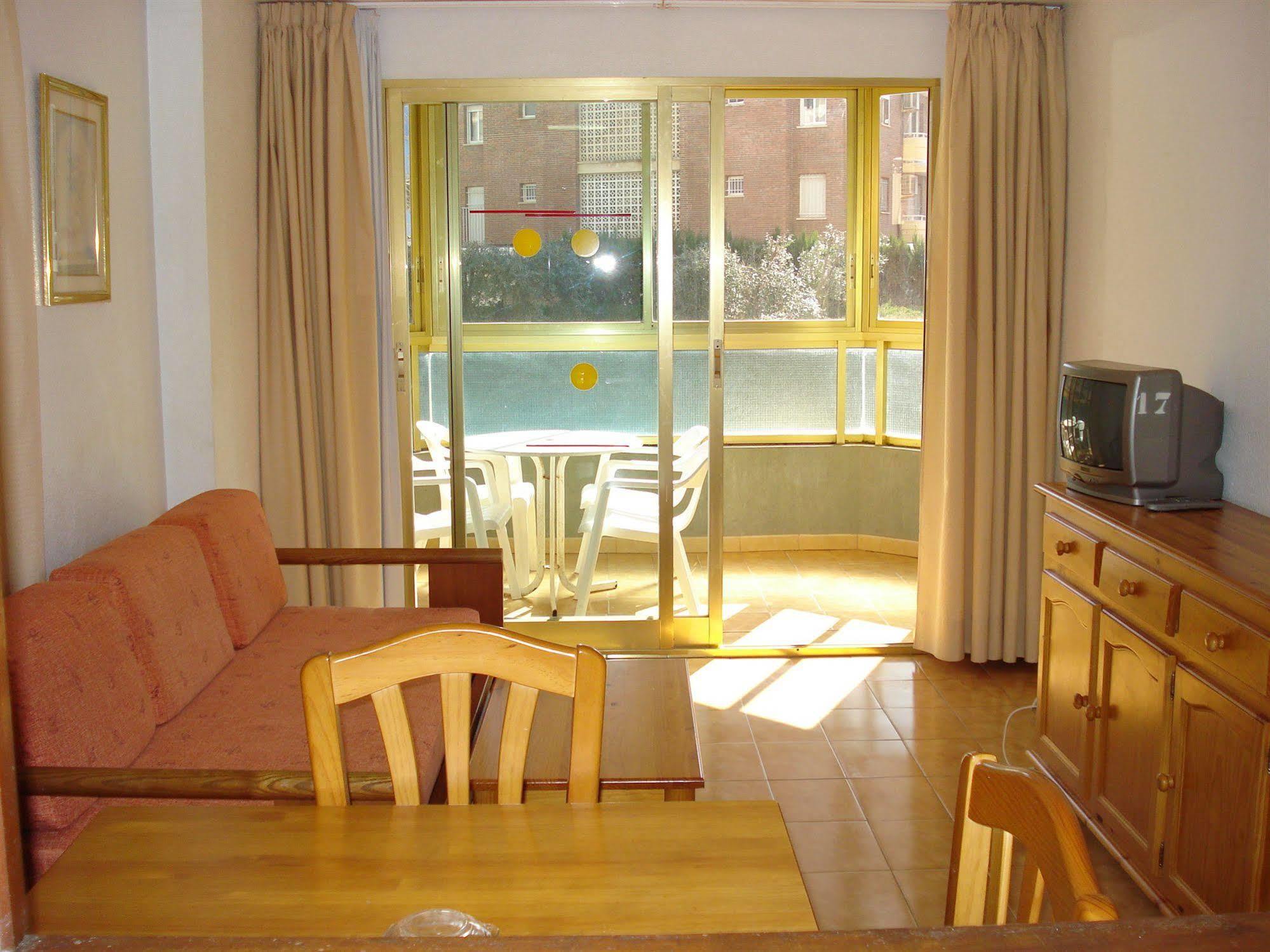 Apartamentos Torre Gerona Benidorm Eksteriør billede